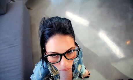 Slender american teen Raven Bay blows on huge cock and takes a messy cum shot 